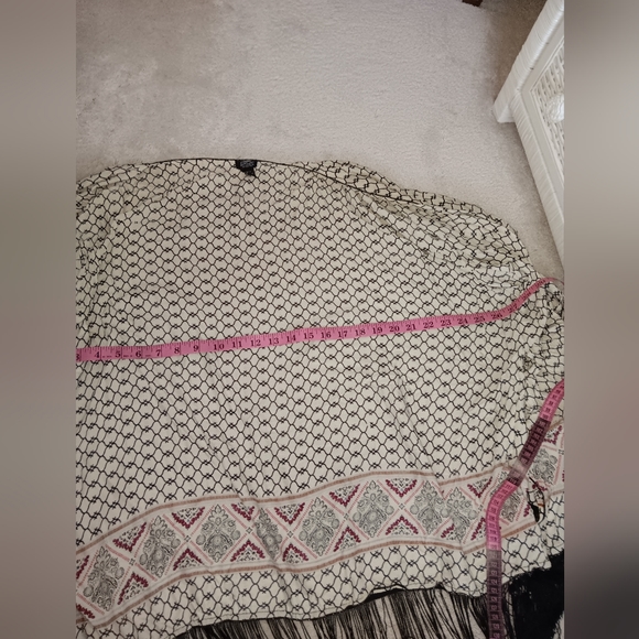 Anthropolgie Roffe Accessories~Bonita Neutral Fringe Oversized Kimono/Cover Up - Picture 11 of 15